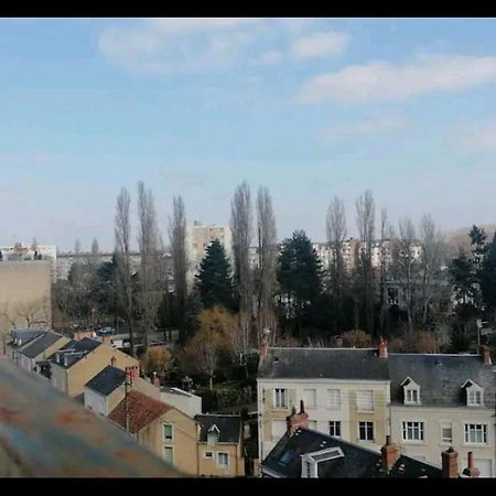 Un Temps Pour Soi Apartment Chateauroux Luaran gambar